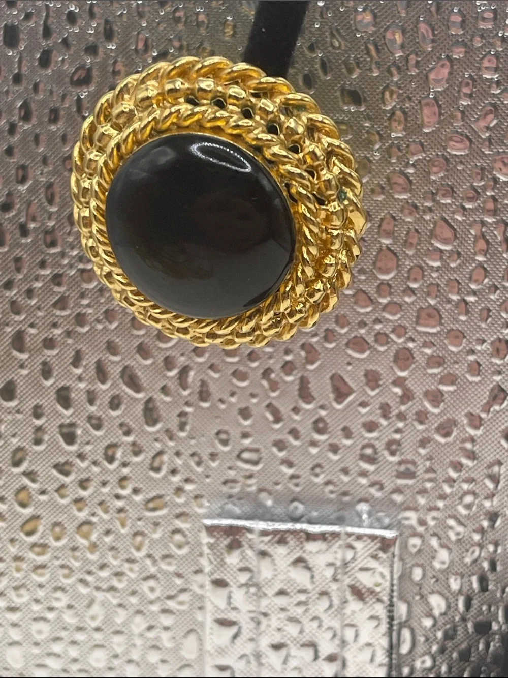 07.08.26-4 Vintage St. John Goldtone Rope Trim Earrings with Faux Onyx Centers